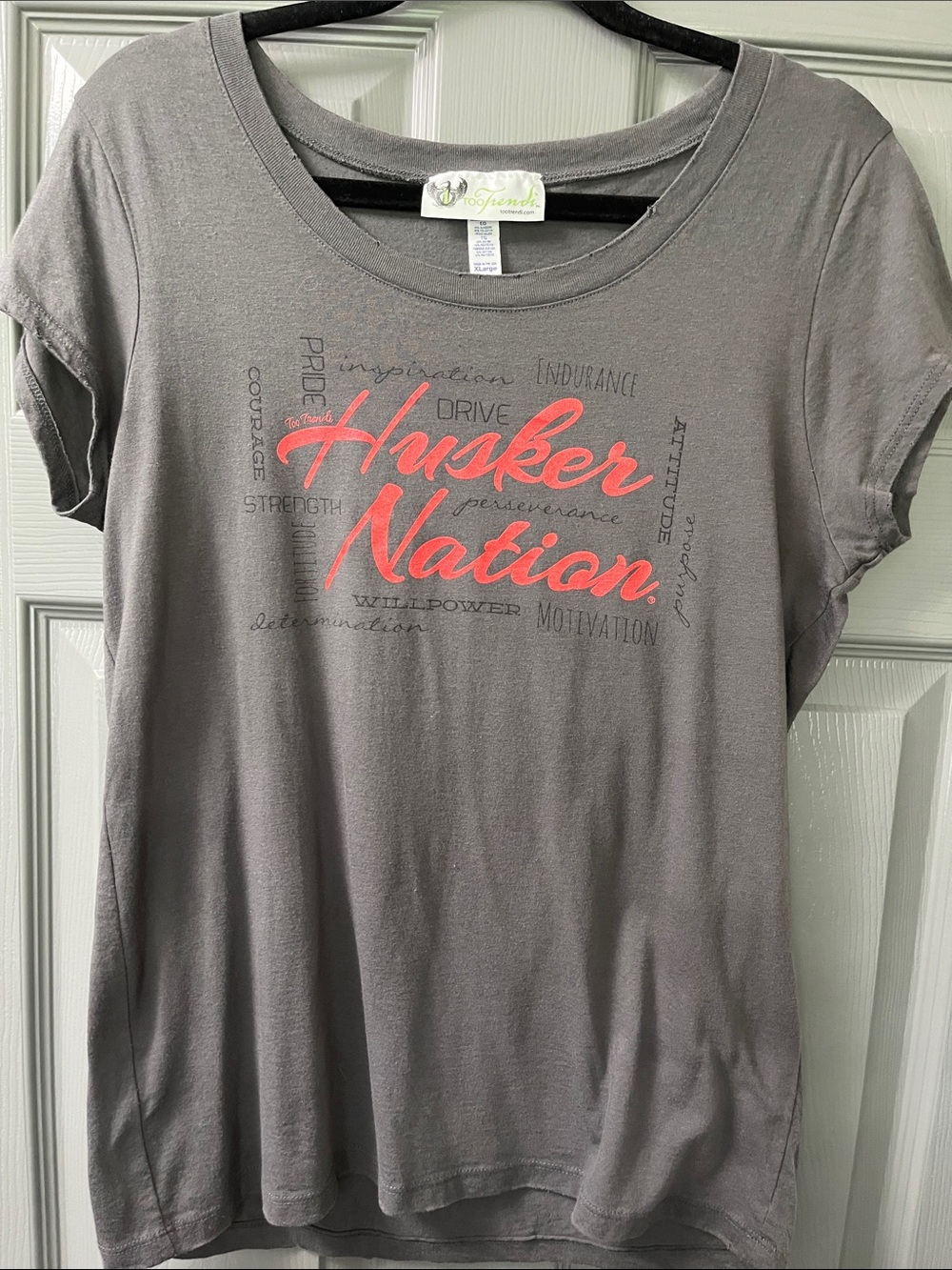 Too Trendi Gray Short Sleeve Tee with Husker Script